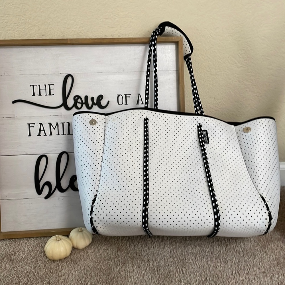 Neoprene bag